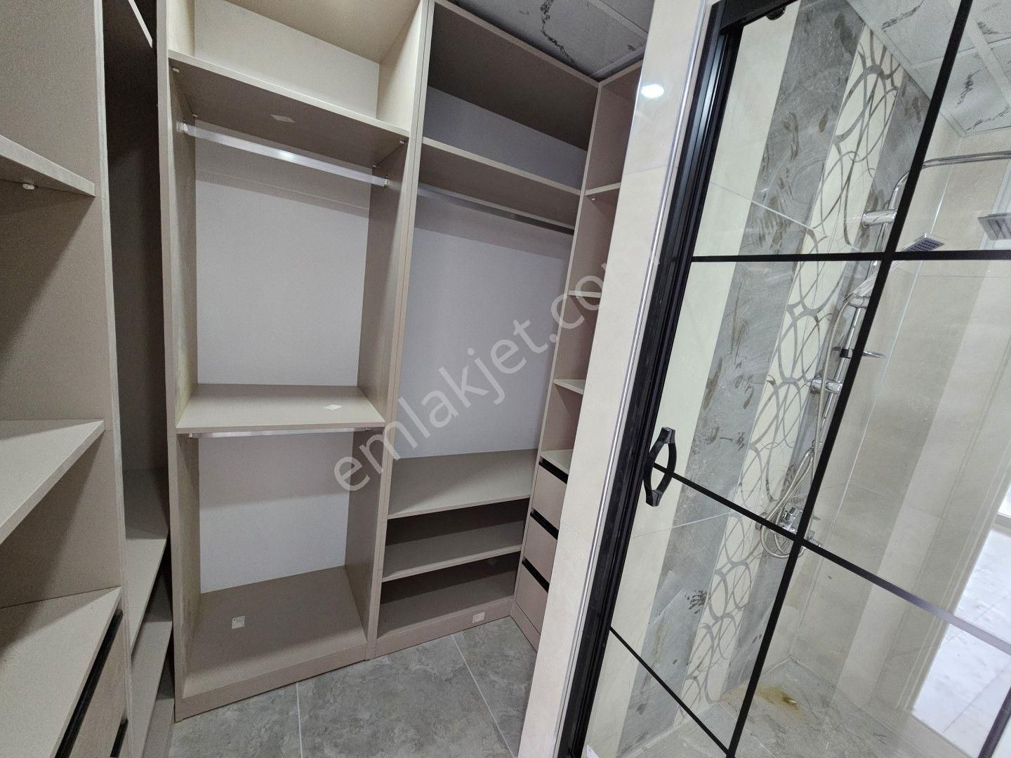 İşyapar Gayrimenkul’den Kosova Mahallesinde Villa Konseptinde 5+1 Tripleks Daire - Görsel 34