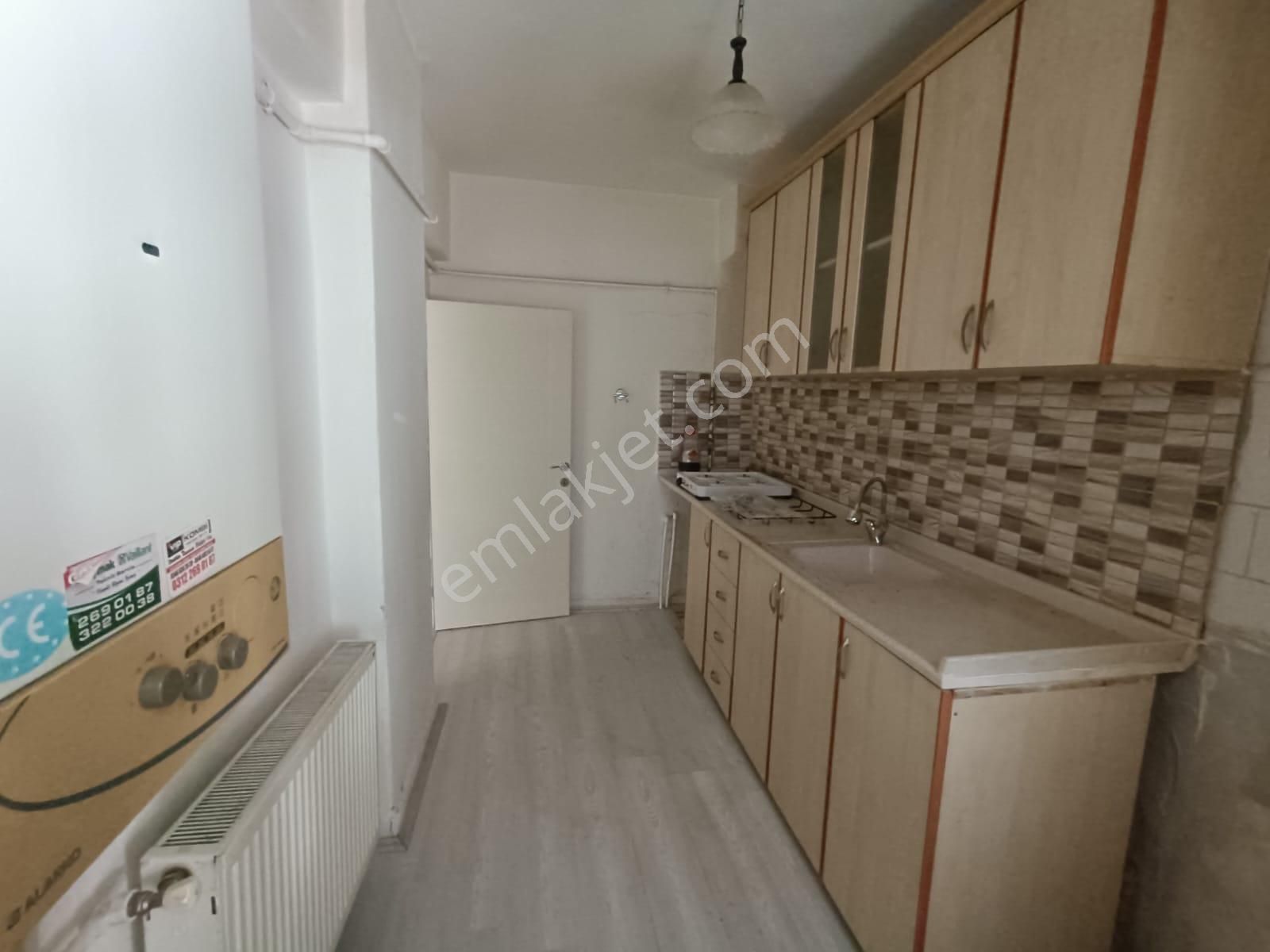 Plevne Mh De 2+1 Bahçe Katı Balkonlu Gömüsüz Bağımsız Kiralık Daire - Görsel 3