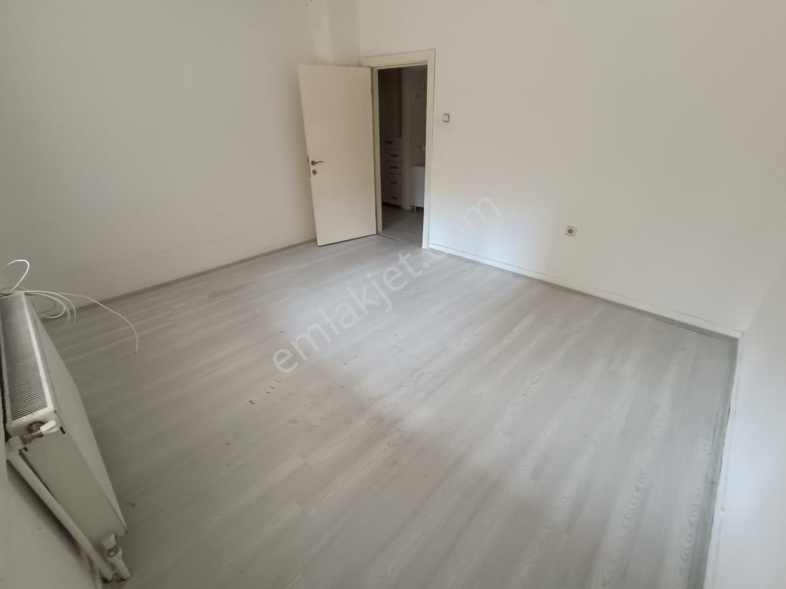 Plevne Mh De 2+1 Bahçe Katı Balkonlu Gömüsüz Bağımsız Kiralık Daire - Görsel 8