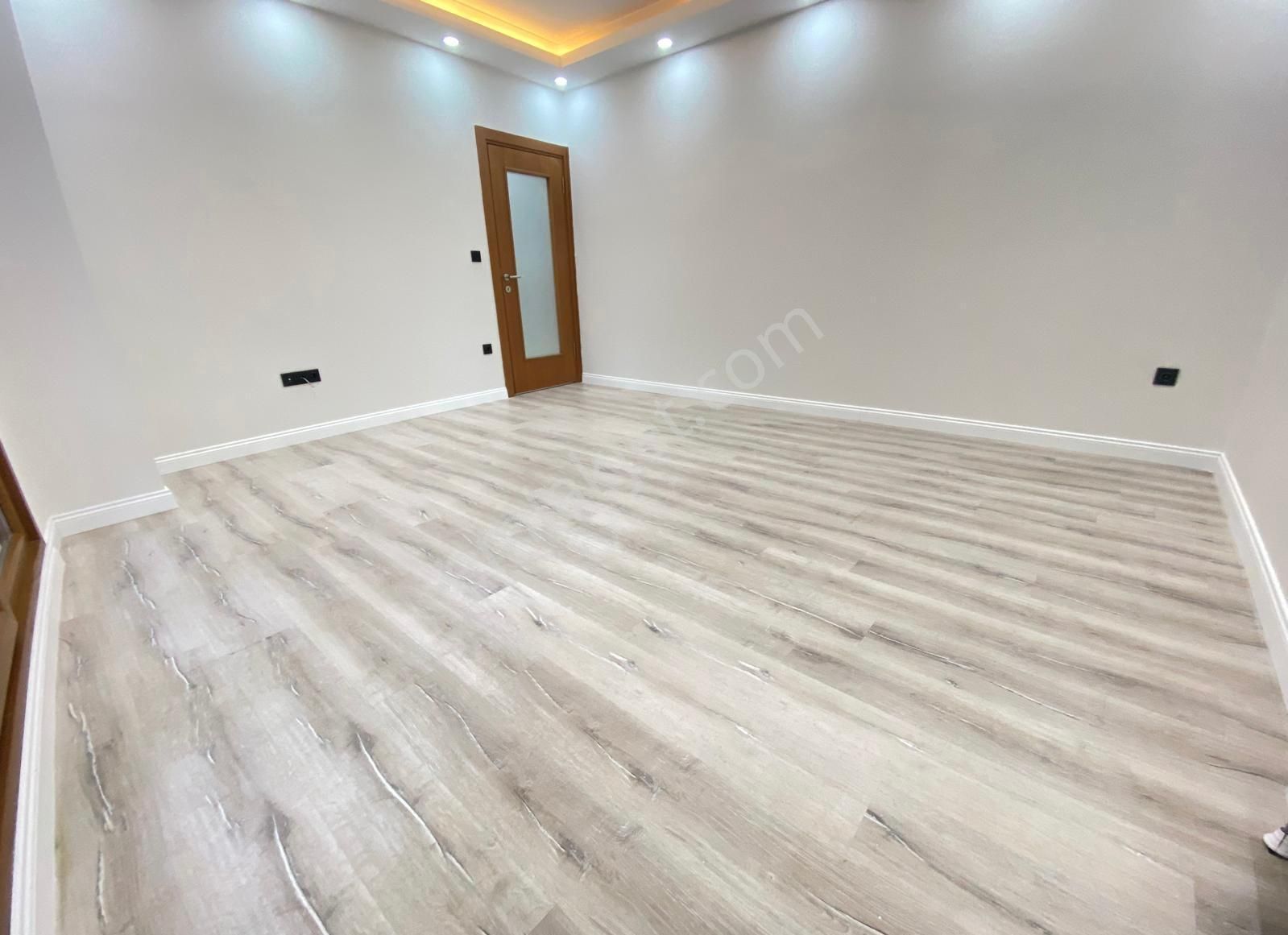 _ala_idealtepe Sahil'de Ayrı Mutfak Bahçeli 2+1 Lüx Daire - Görsel 23