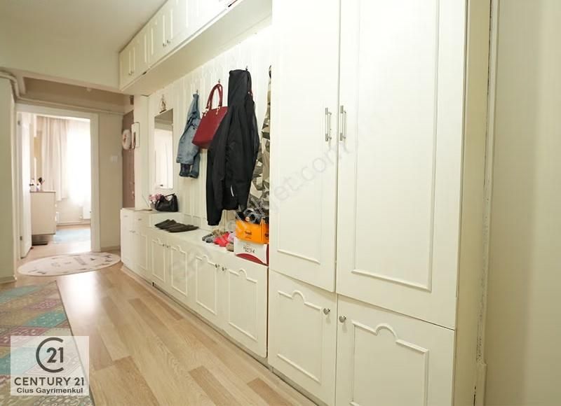 C21 Cius; İstiklal Caddesi'nde Deniz Manzaralı Full Yapılı Daire - Görsel 6