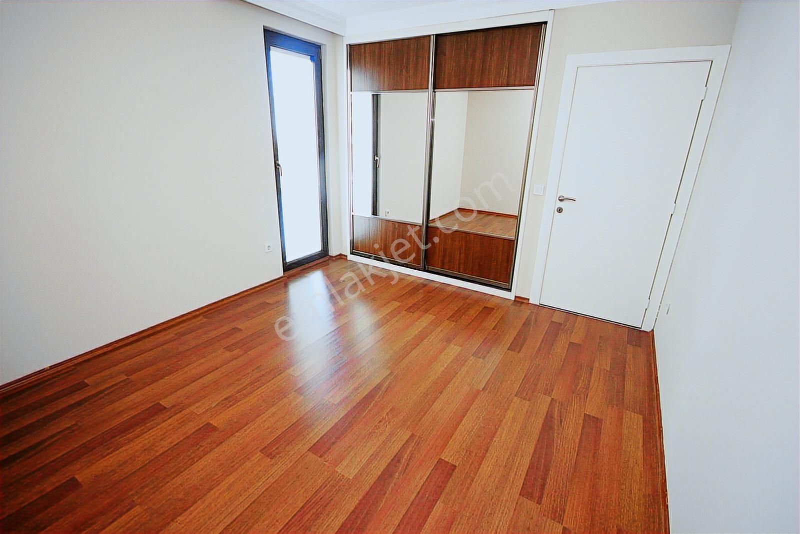 Tuzla Viaport Marina Karşısı Güzel Lokasyonda 2+1 Kiralık Ofis - Görsel 12