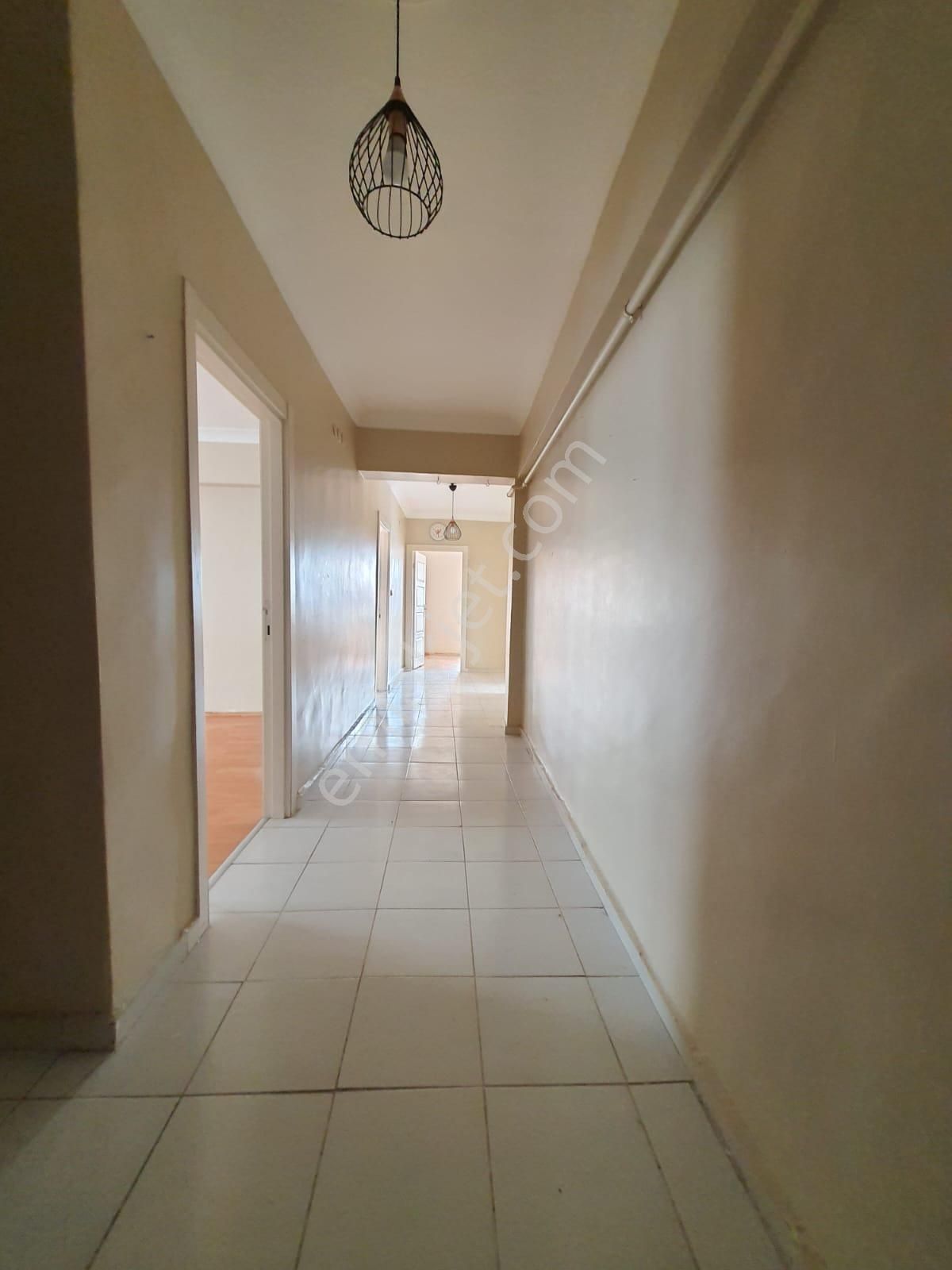 Osmangazide Ana Cadde Yakını Ara Katta Asansörlü Geniş 3+1 Kiralık Daire - Görsel 26