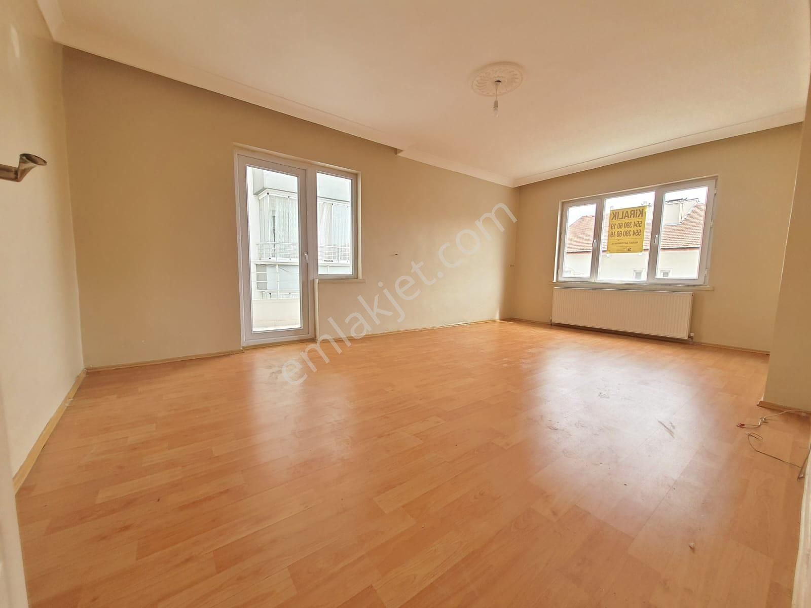 Osmangazide Ana Cadde Yakını Ara Katta Asansörlü Geniş 3+1 Kiralık Daire - Görsel 11