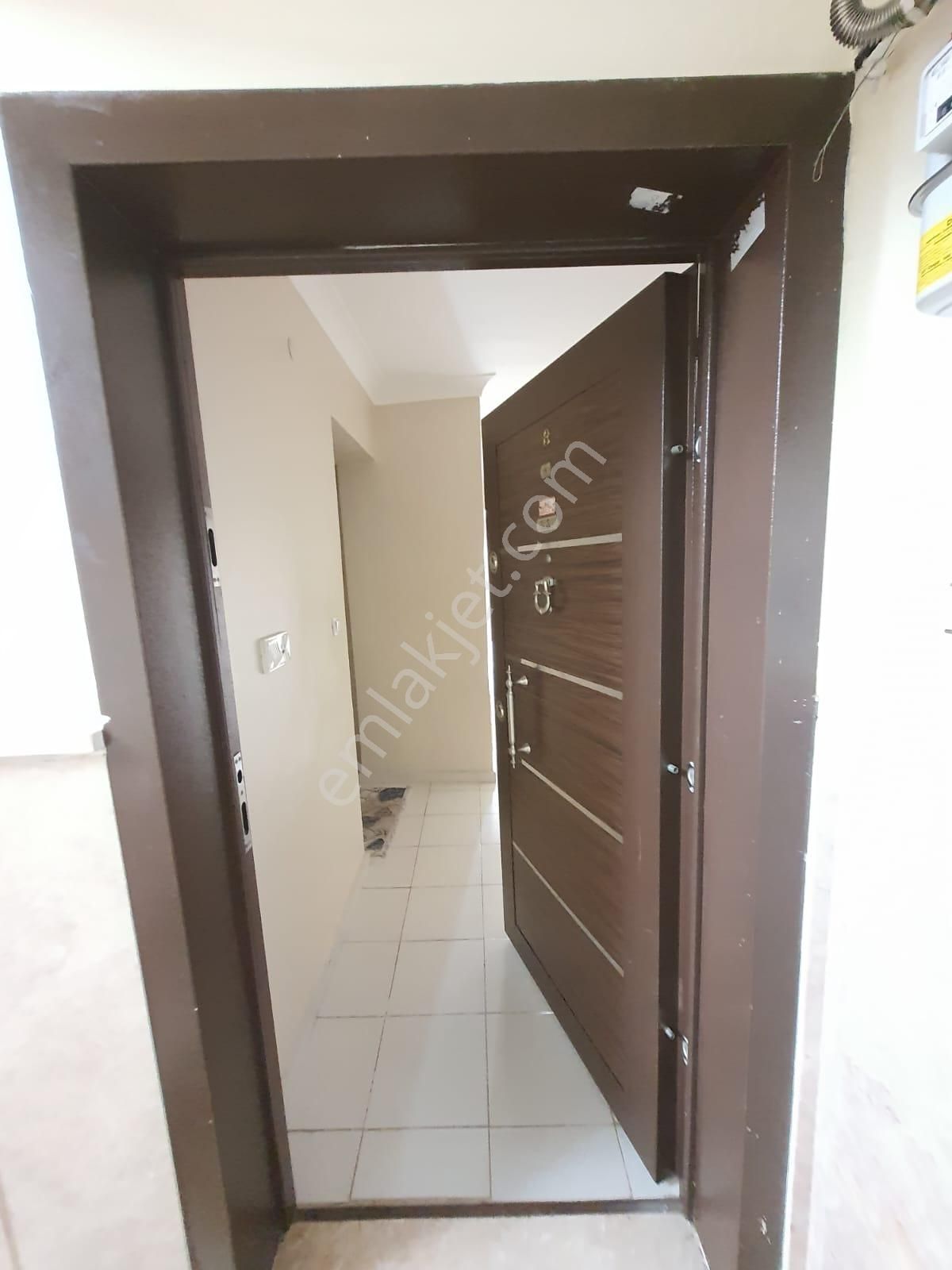 Osmangazide Ana Cadde Yakını Ara Katta Asansörlü Geniş 3+1 Kiralık Daire - Görsel 8