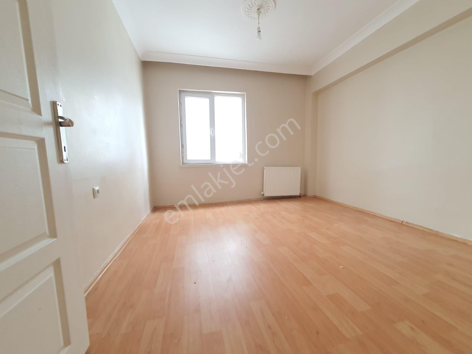 Osmangazide Ana Cadde Yakını Ara Katta Asansörlü Geniş 3+1 Kiralık Daire - Görsel 19