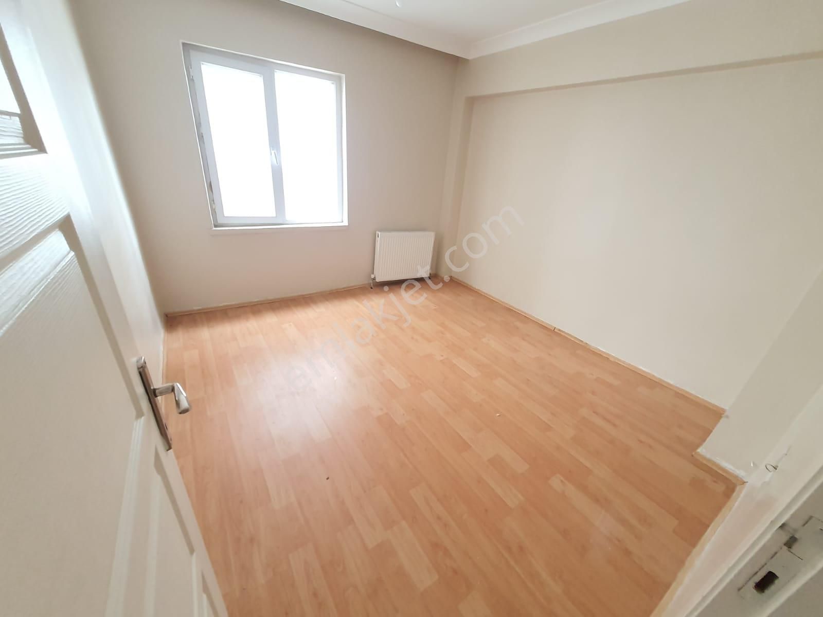 Osmangazide Ana Cadde Yakını Ara Katta Asansörlü Geniş 3+1 Kiralık Daire - Görsel 17