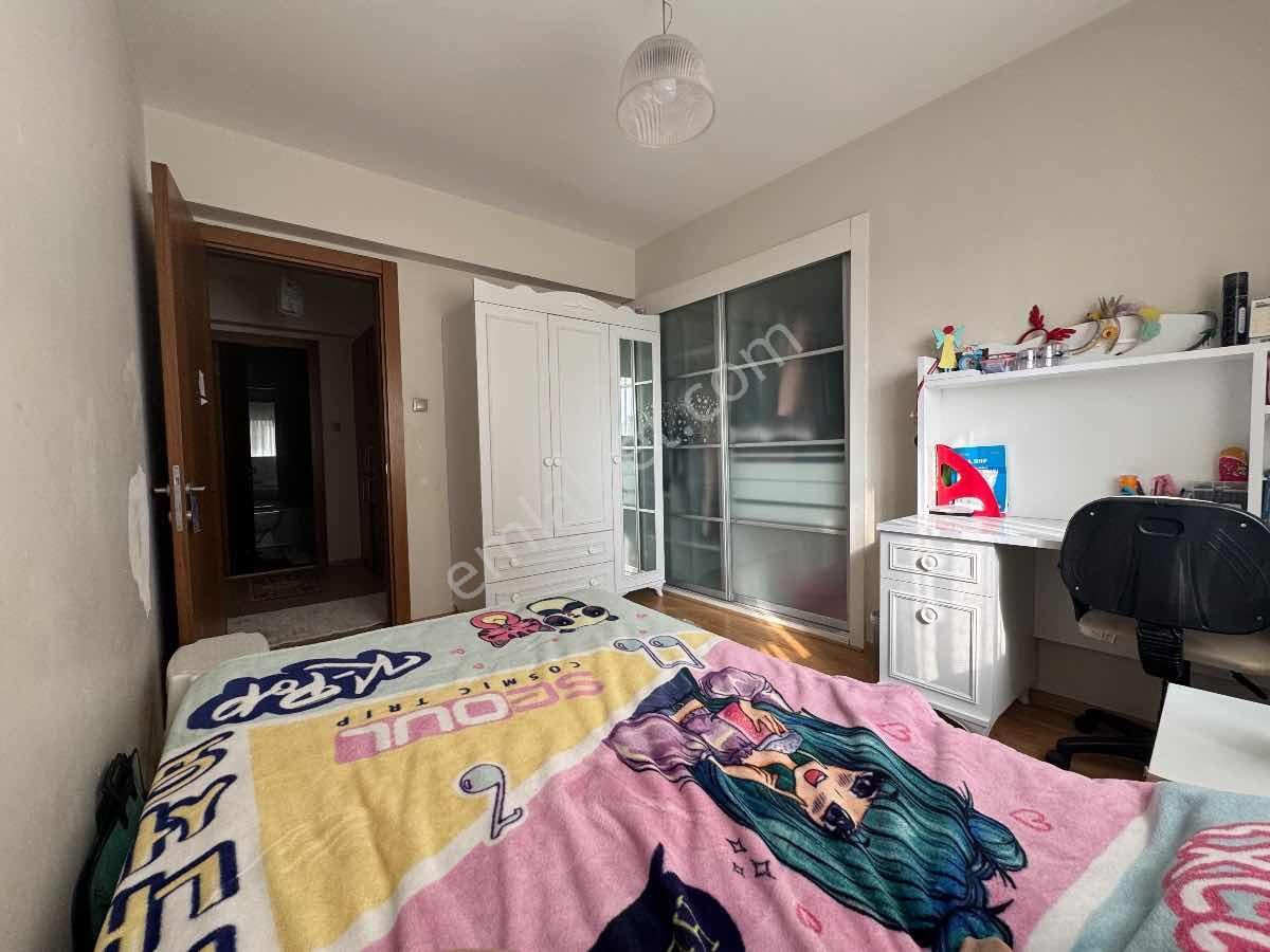 Karşıyaka Zübeyde Hanım Mahallesı Trıo Evlerı Satılık 3+1 Lüx Daıre - Görsel 12