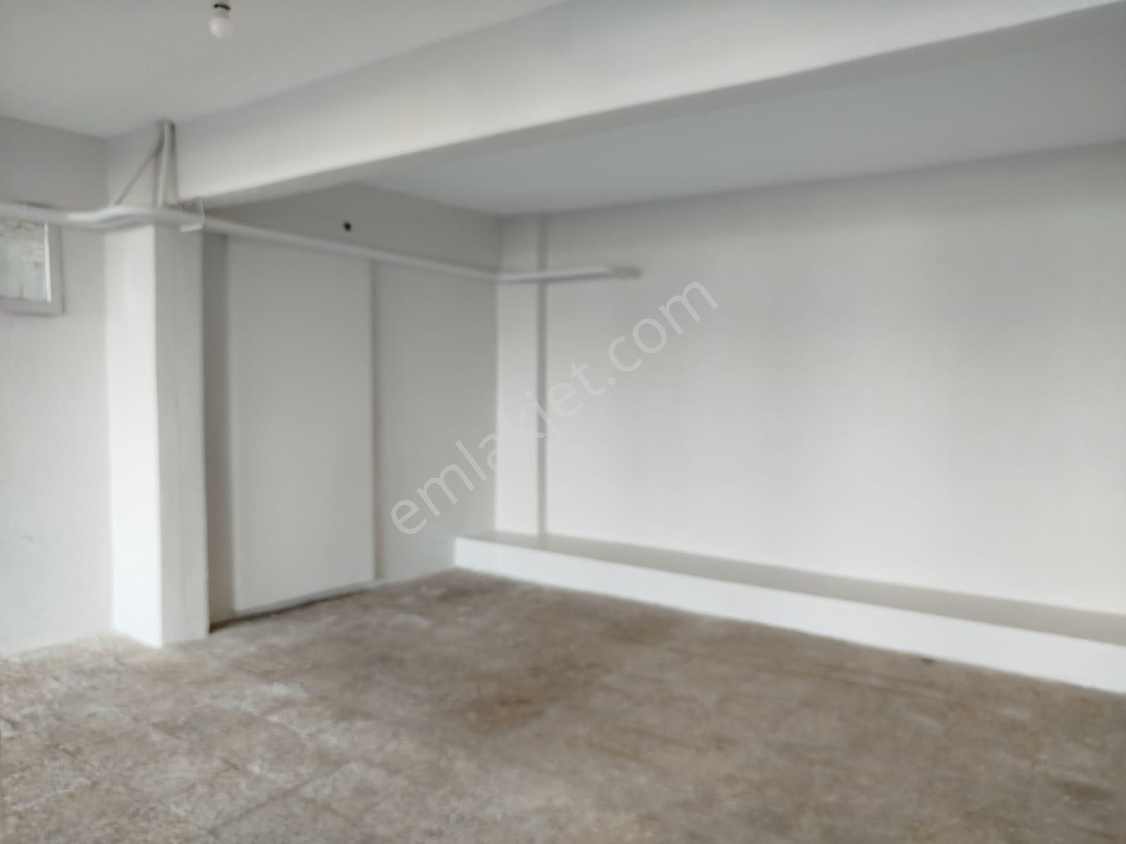 Remax Natural'den Değirmendere Yüzbaşılarda Satılık Dükkan - Görsel 7