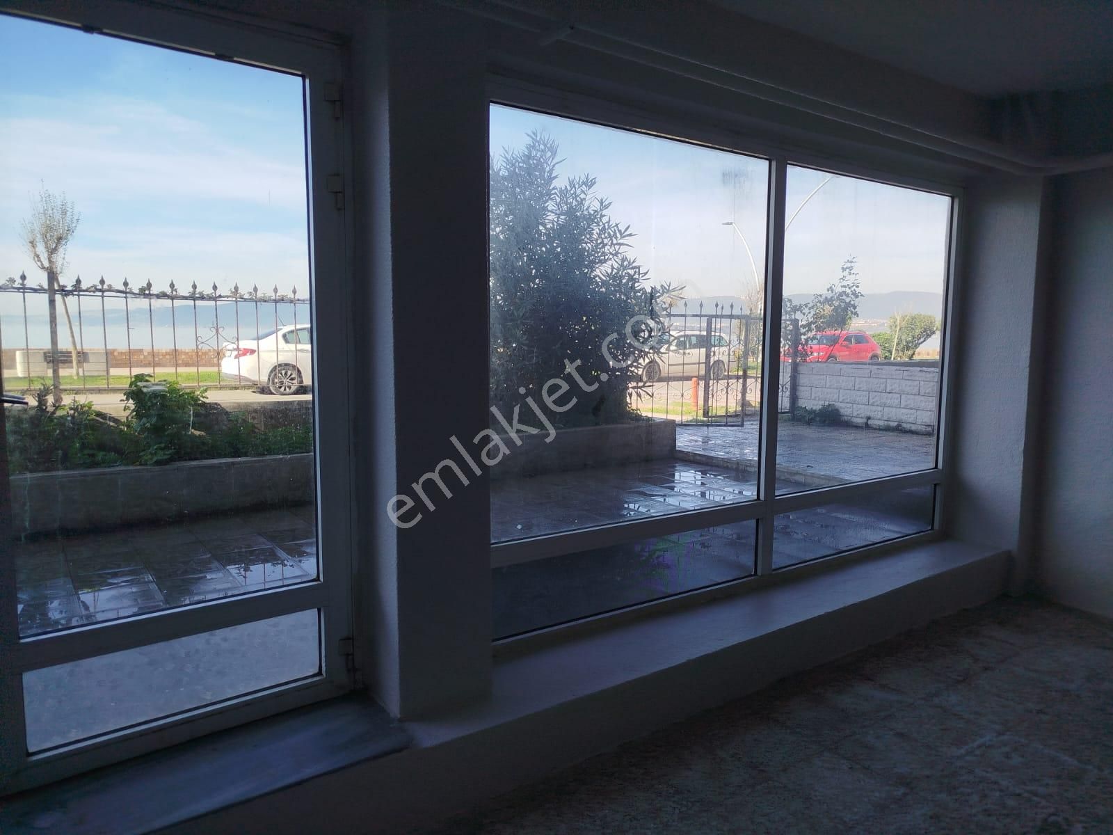 Remax Natural'den Değirmendere Yüzbaşılarda Satılık Dükkan - Görsel 5