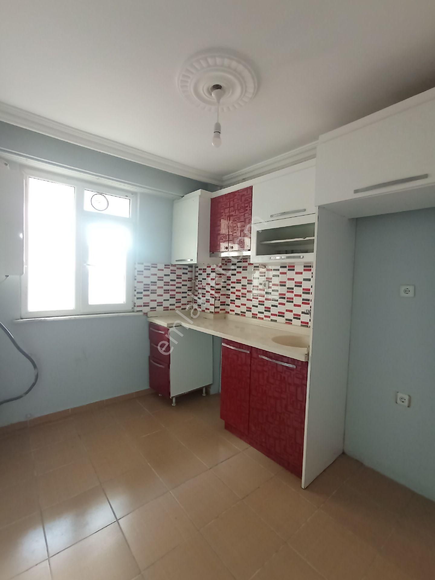 Esenyurt Hürriyet Mahallesi'nde 2+1 Kiralık Yüksek Giriş - Görsel 12