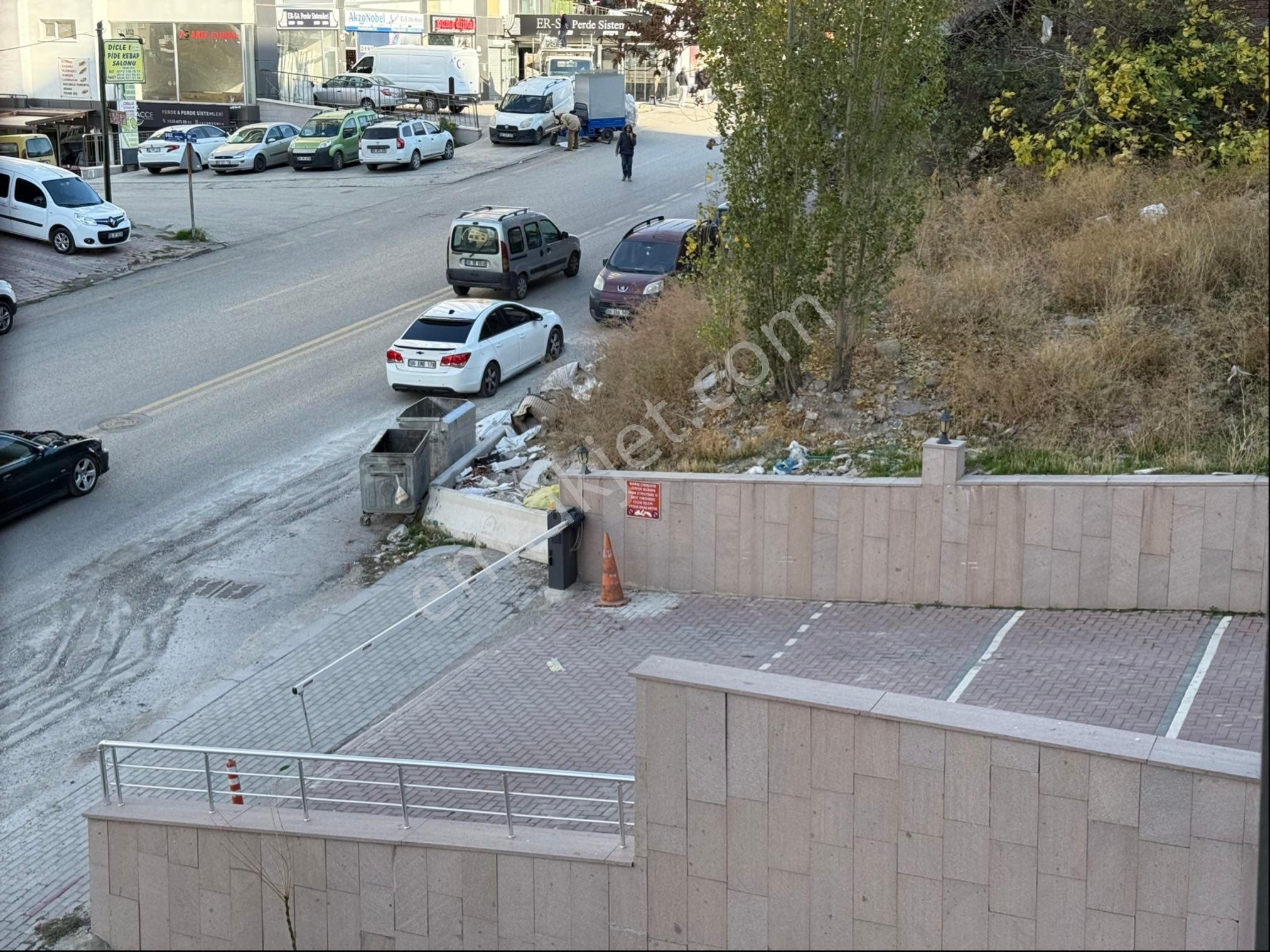 Çözüm Emlak’tan Ulubey Mahallesin’de 1+0 Caddeye Çepe Merkezi Konumda Kiralık Ofis - Görsel 26