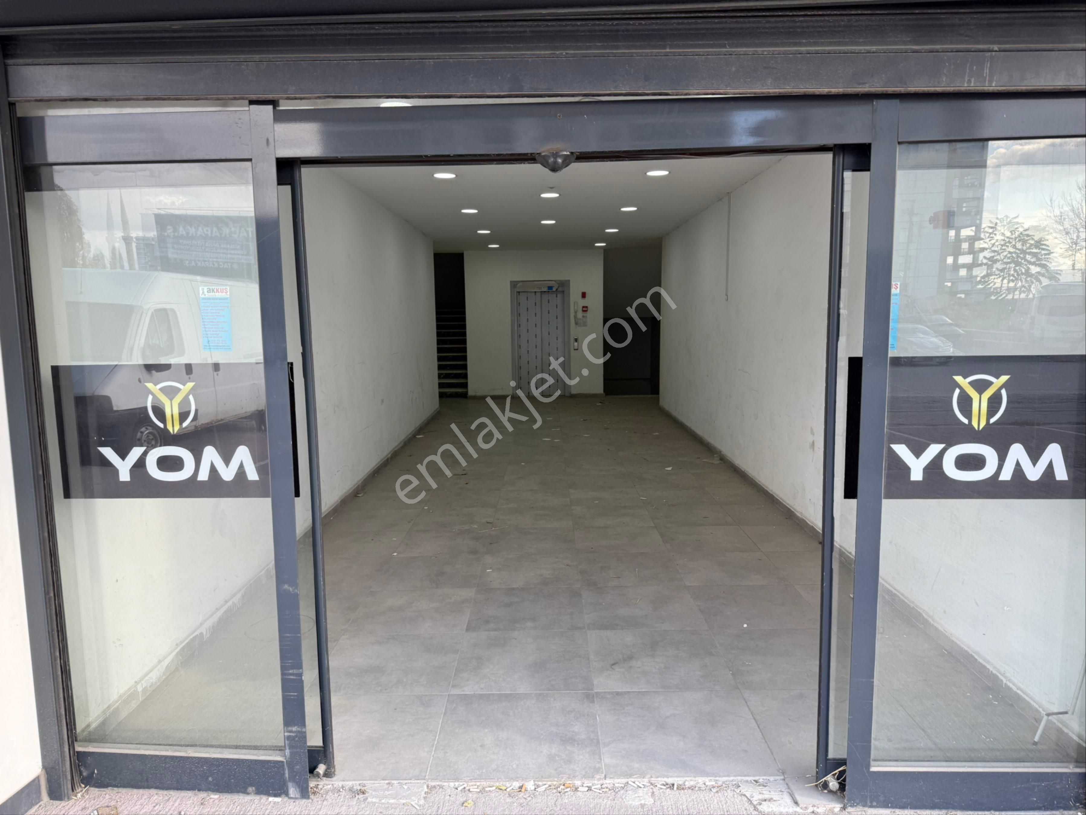 Çözüm Emlak’tan Ulubey Mahallesin’de 1+0 Caddeye Çepe Merkezi Konumda Kiralık Ofis - Görsel 8