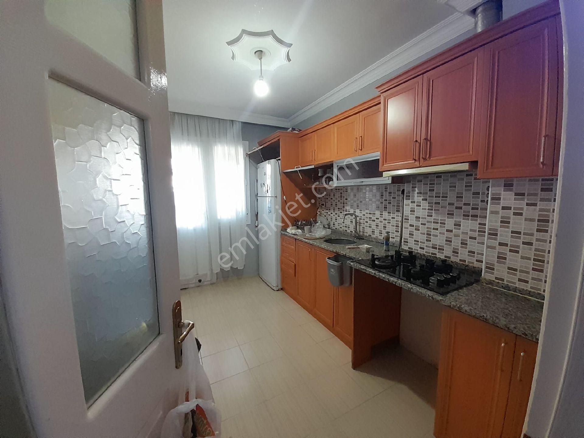 Bozyaka Kapalı Pazar Yeri Yakını Genç Bina 3+1 Doğalgazlı - Görsel 4