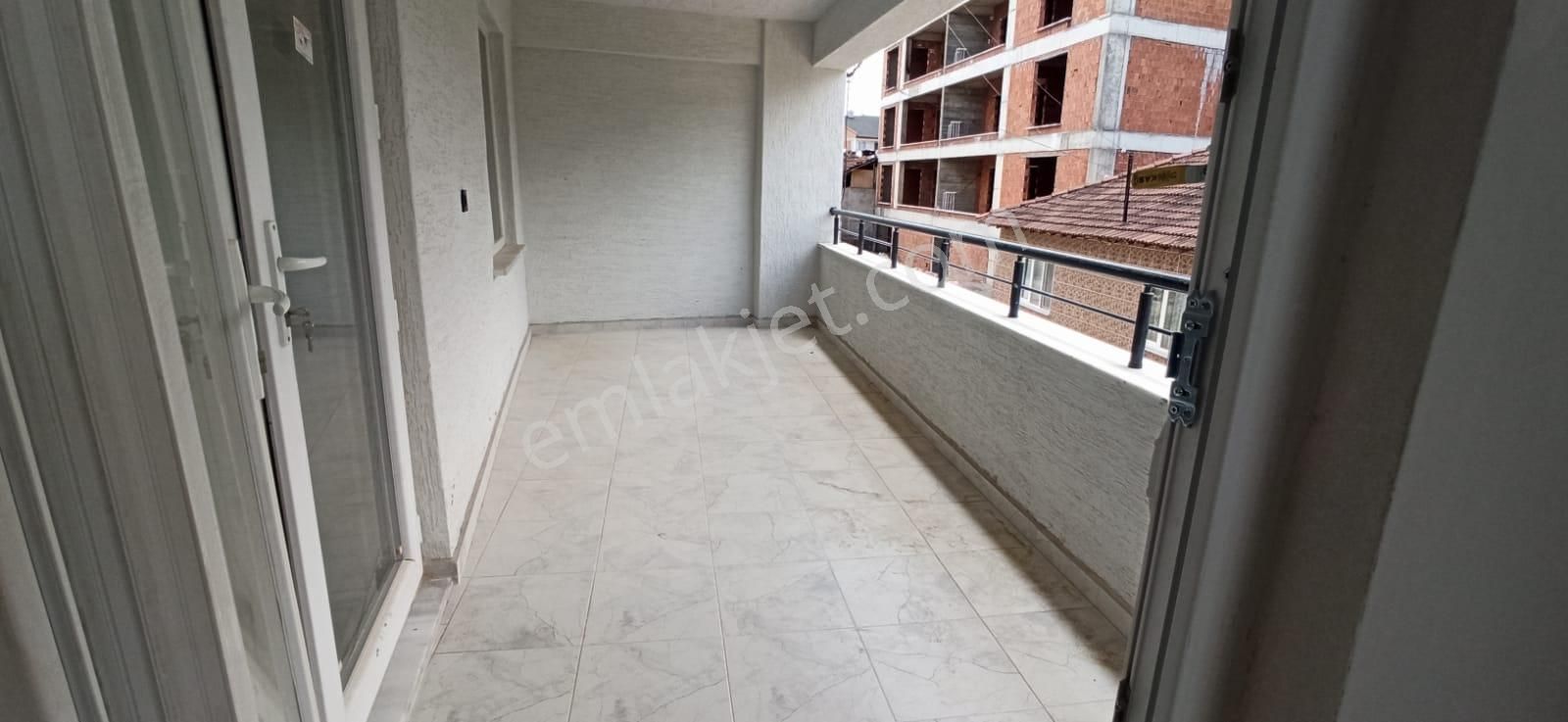 İnegöl Cerrah Mahallesi Kiralık Daire 2+1 90 M2 Brüt - Görsel 9