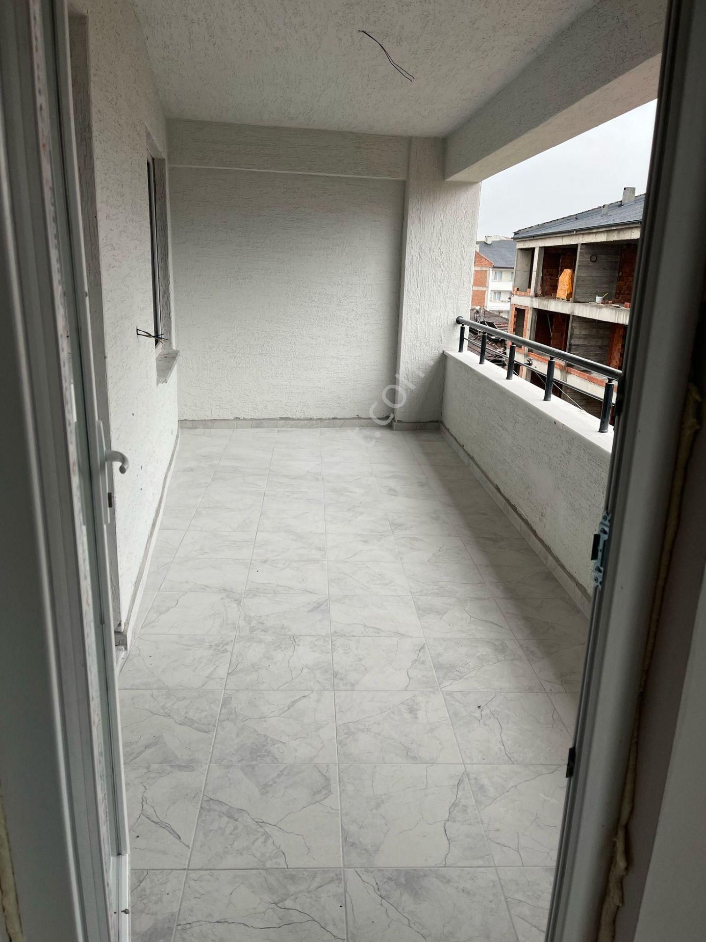 İnegöl Cerrah Mahallesi Kiralık Daire 2+1 90 M2 Brüt - Görsel 8