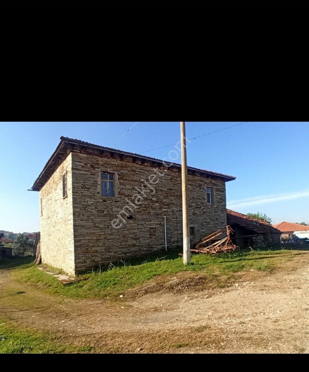 Uşak Esme Kayalı Köyün De Konut İmarlı Arsa - Görsel 8