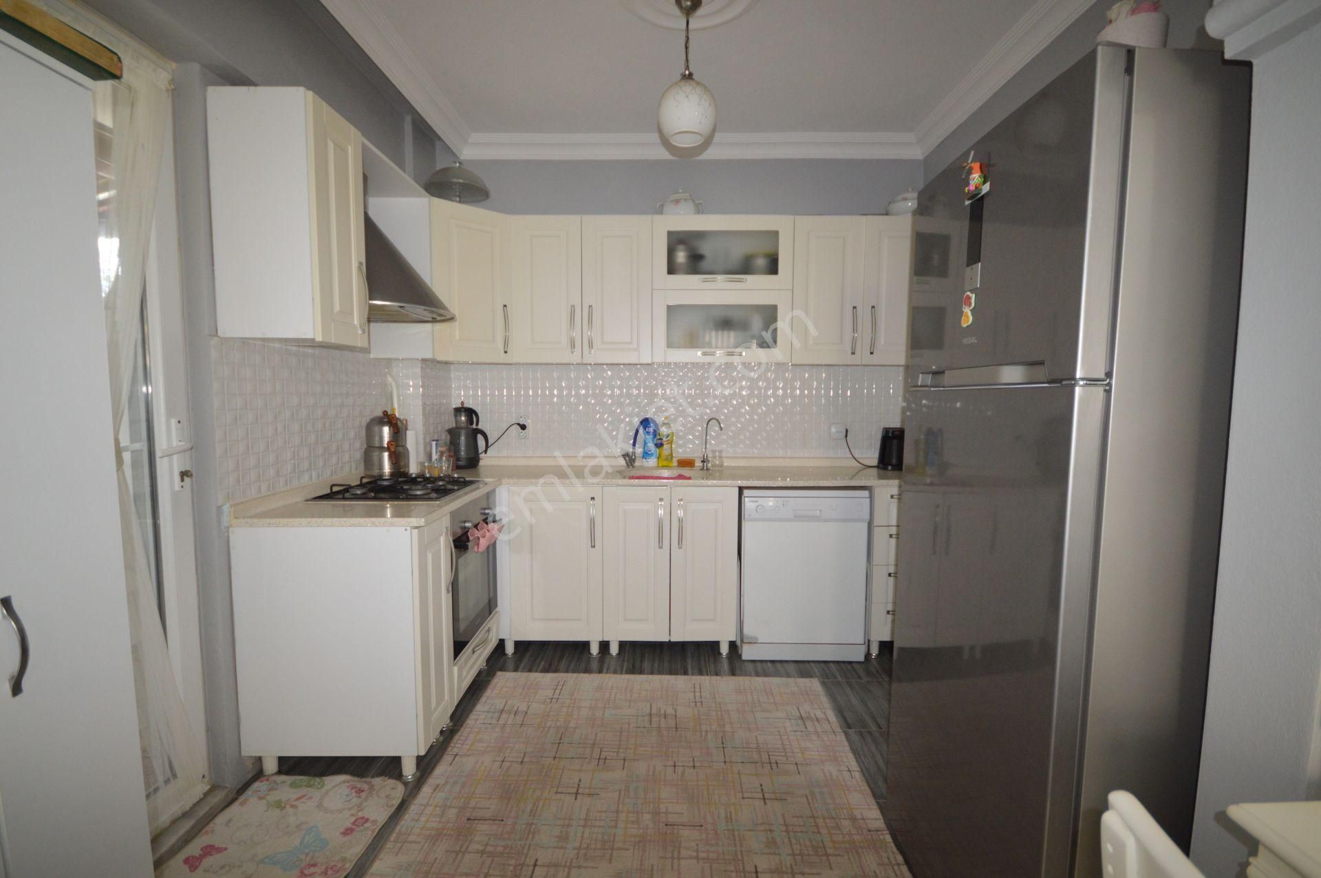 Plaja 2 Dakika! Tatil Havasında Yaşam Sunan Satılık Villa - Görsel 20