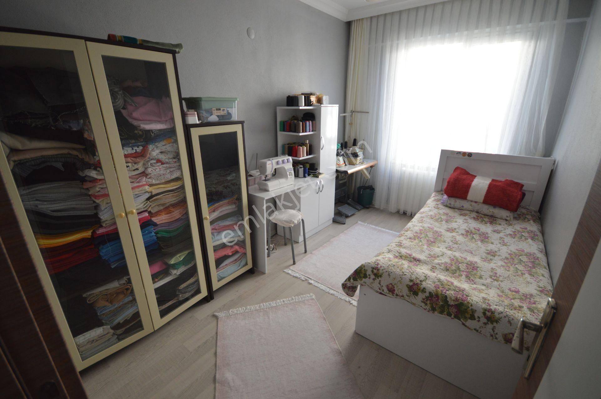 Plaja 2 Dakika! Tatil Havasında Yaşam Sunan Satılık Villa - Görsel 25