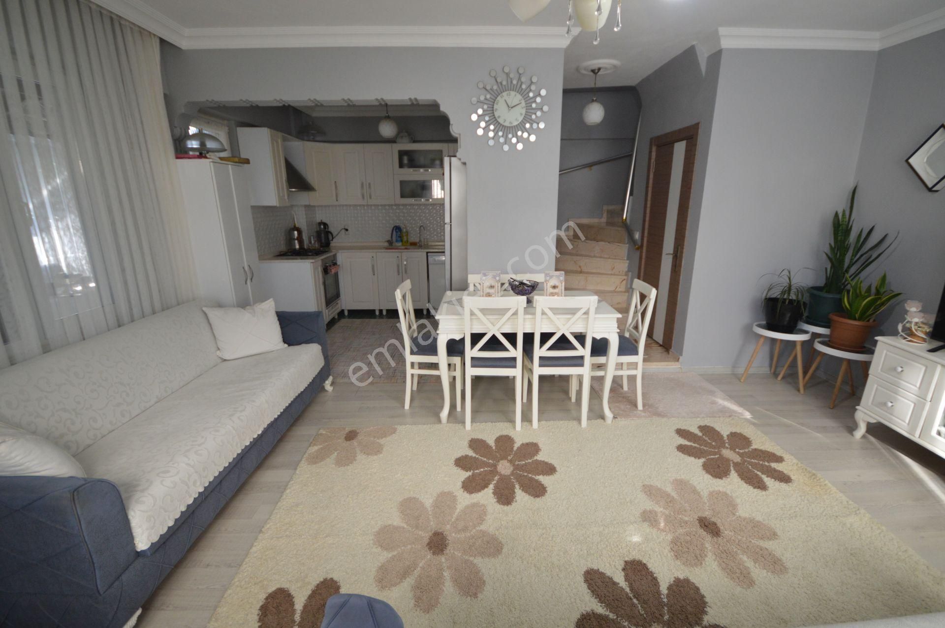 Plaja 2 Dakika! Tatil Havasında Yaşam Sunan Satılık Villa - Görsel 17