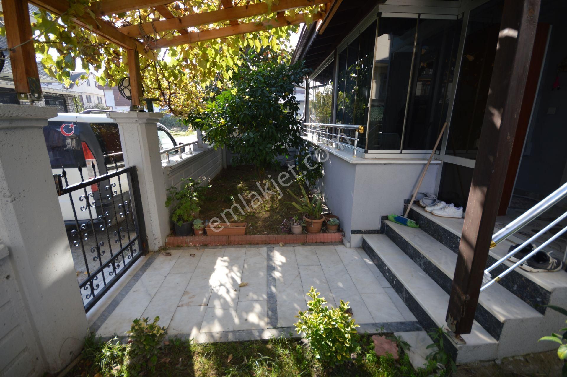 Plaja 2 Dakika! Tatil Havasında Yaşam Sunan Satılık Villa - Görsel 11