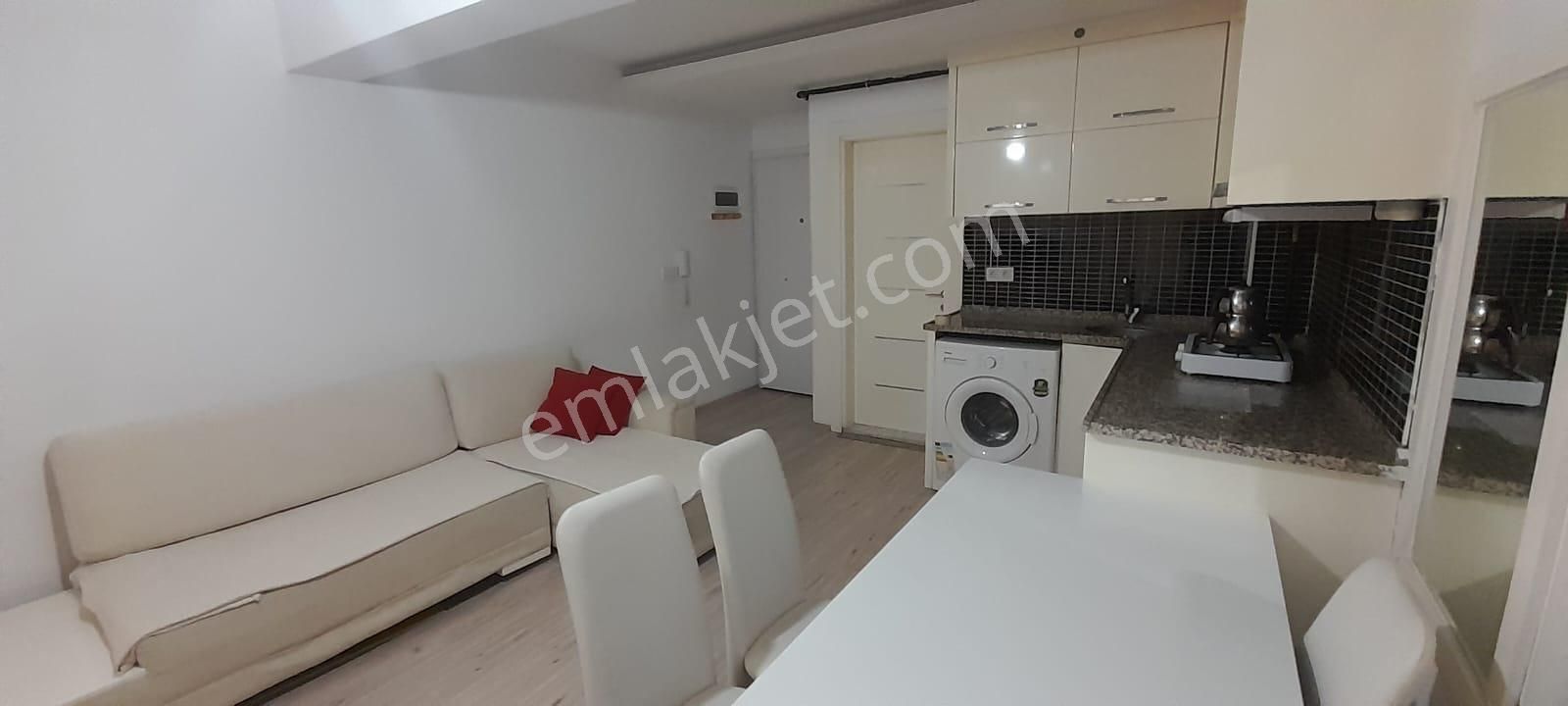 Kaan Emlaktan Tekden Hastanesine Akkonak Parkına Yakın 1+1 Eşyalı Apart. - Görsel 2