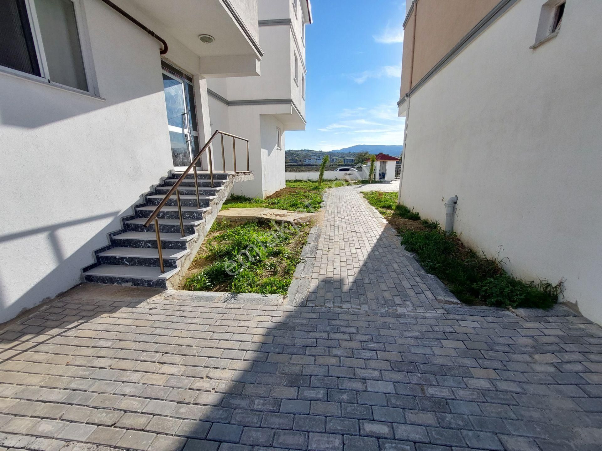 Kumbağ'da Havuzlu 1+1 Satılık Daire Sahil Emlak'tan - Görsel 6