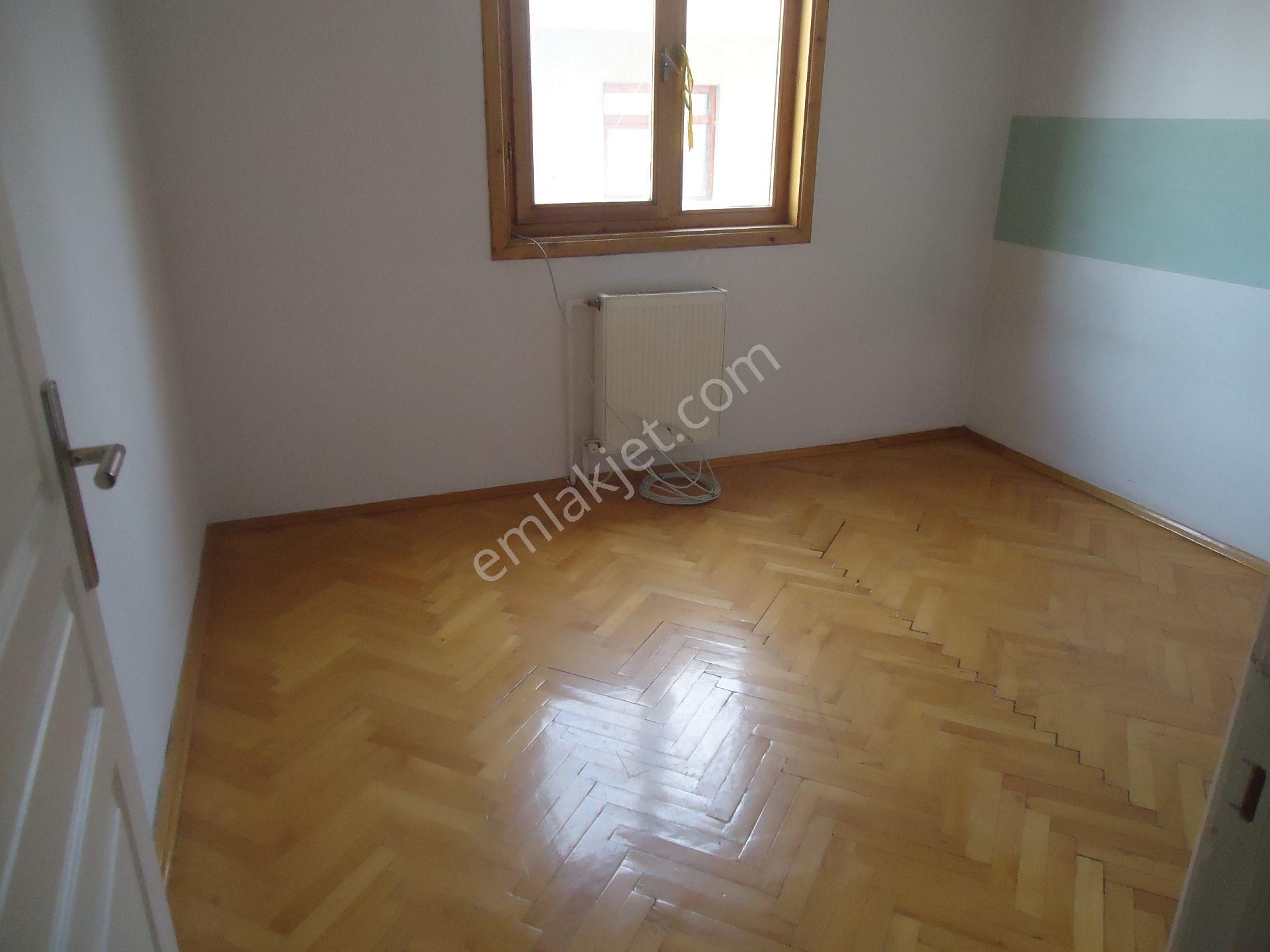 Aydınlıkevlerde 5+1 Dubleks Daire Gizem Emlaktan - Görsel 27