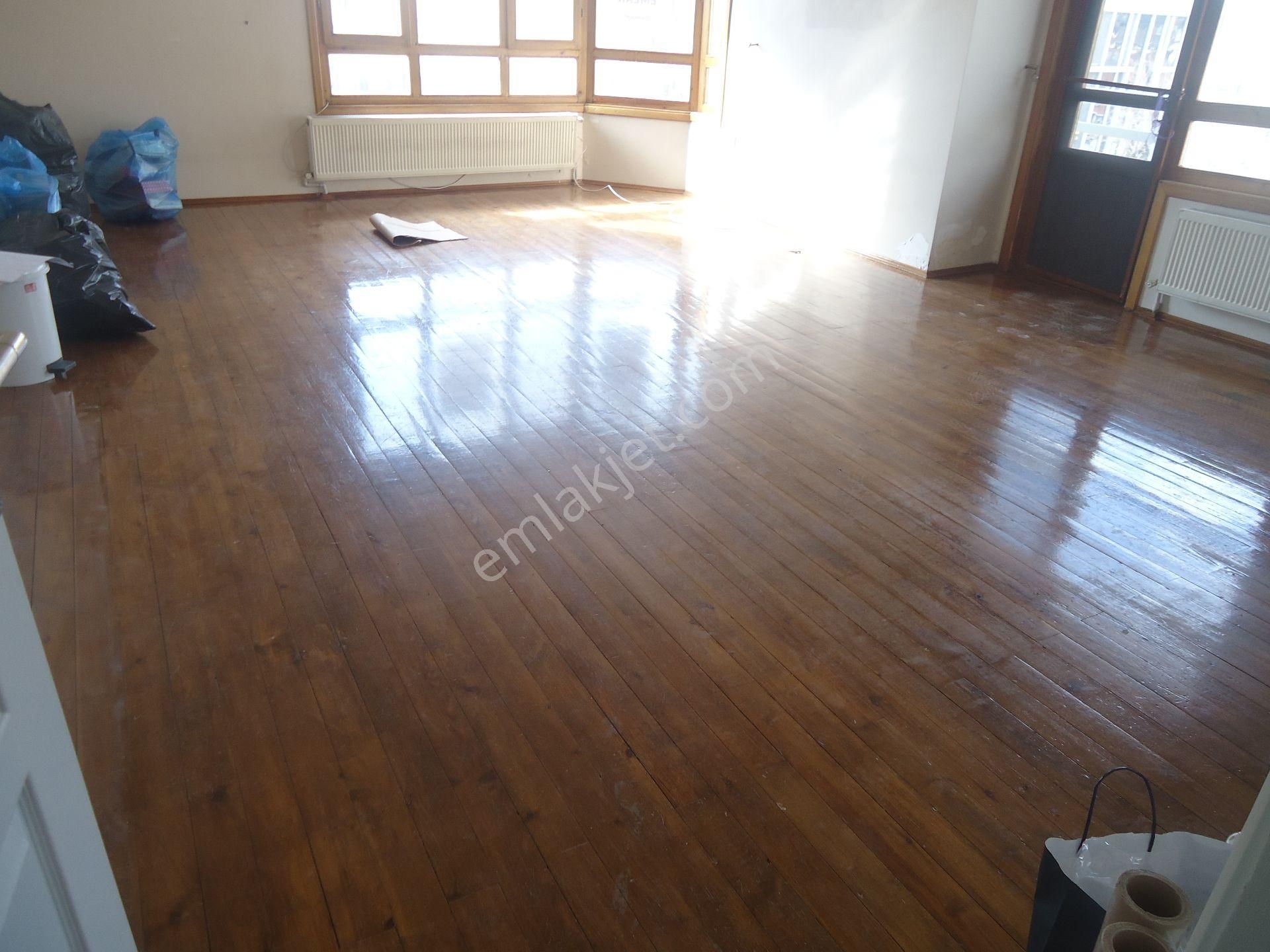 Aydınlıkevlerde 5+1 Dubleks Daire Gizem Emlaktan - Görsel 16