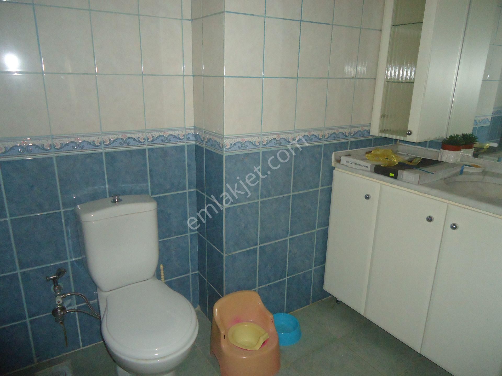 Aydınlıkevlerde 5+1 Dubleks Daire Gizem Emlaktan - Görsel 6