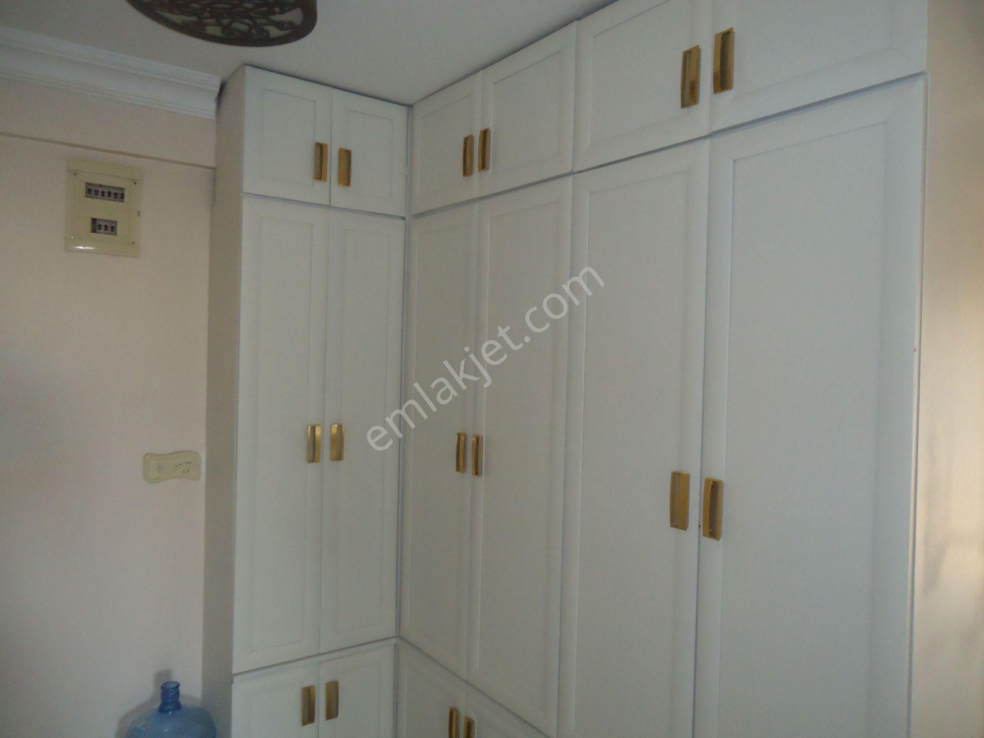 Aydınlıkevlerde 5+1 Dubleks Daire Gizem Emlaktan - Görsel 24