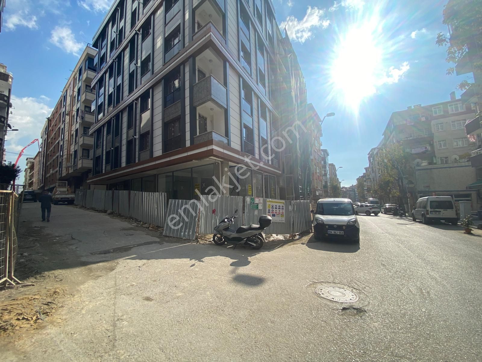 Başokur'dan Hürriyet Caddesi Sıfır Bina Dükkan - Görsel 15