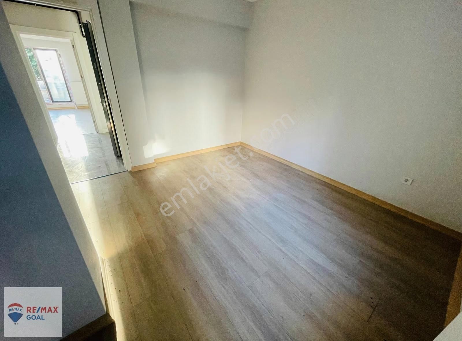 Üsküdar Merkezde Satılık 2+1 Ofis - Görsel 12