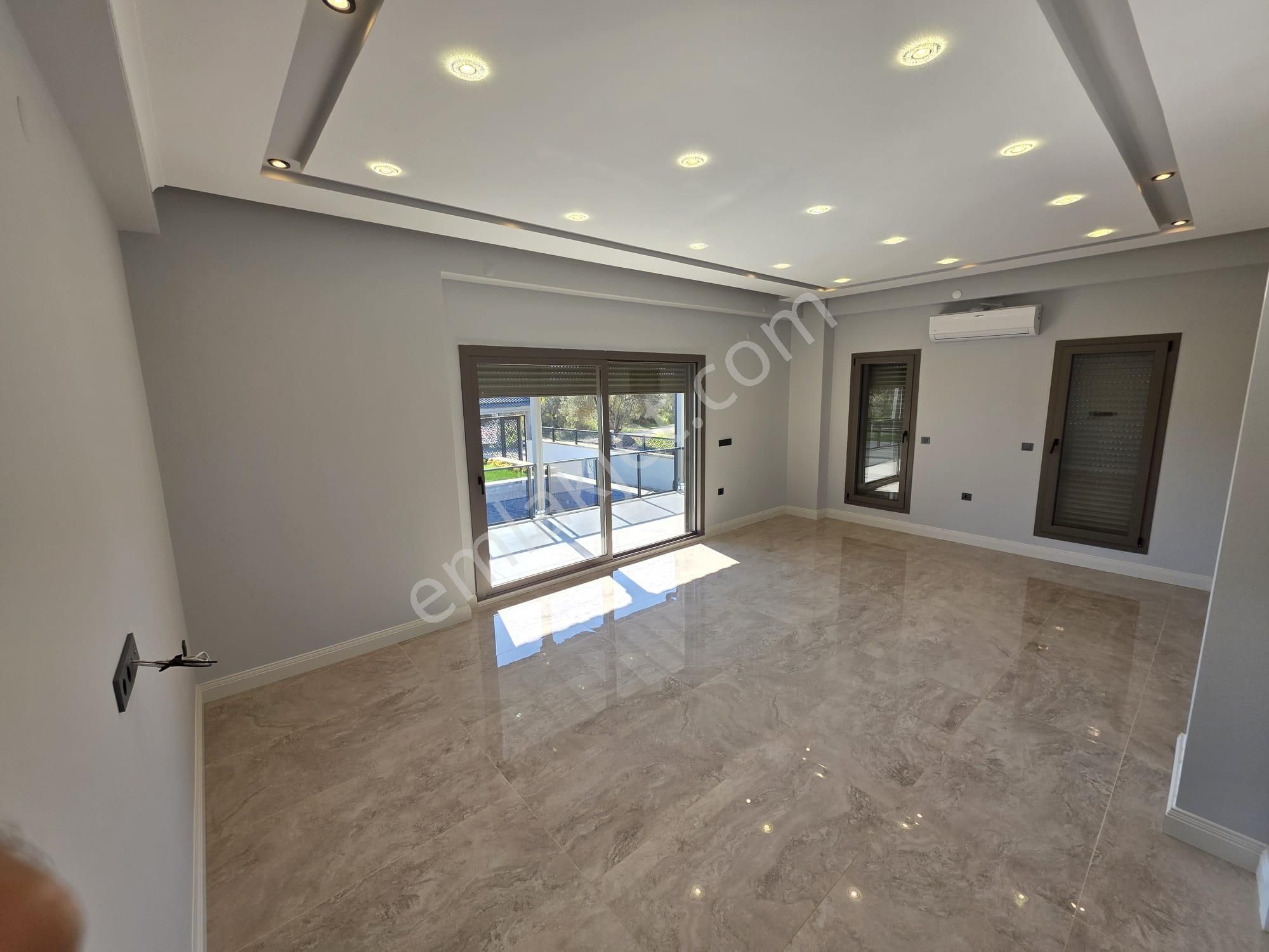 Irmaksudan Gürede Havuzlu 400m2 Arsa Tam Mustakil 4+1 Lüks Villa - Görsel 14