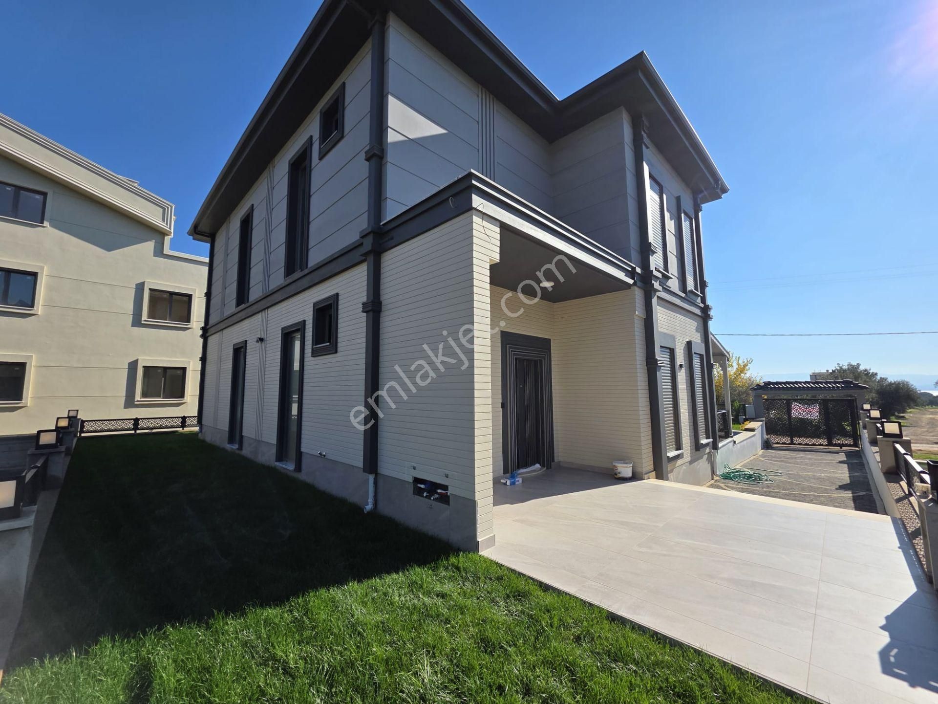Irmaksudan Gürede Havuzlu 400m2 Arsa Tam Mustakil 4+1 Lüks Villa - Görsel 12