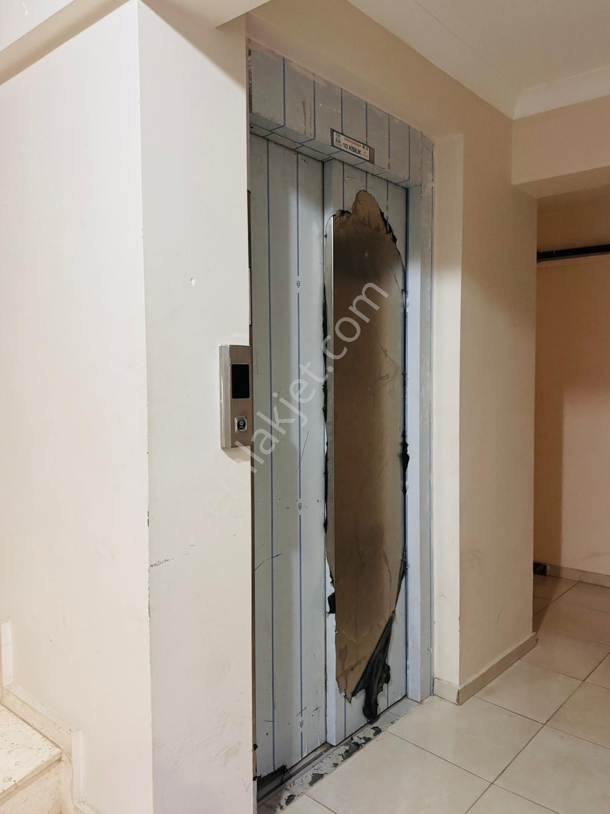 🏡saruhan Mahallesi 🏡 ✅2+1 M2 105 5 Katlınım Zemin Katı ❇️dublex - Görsel 3