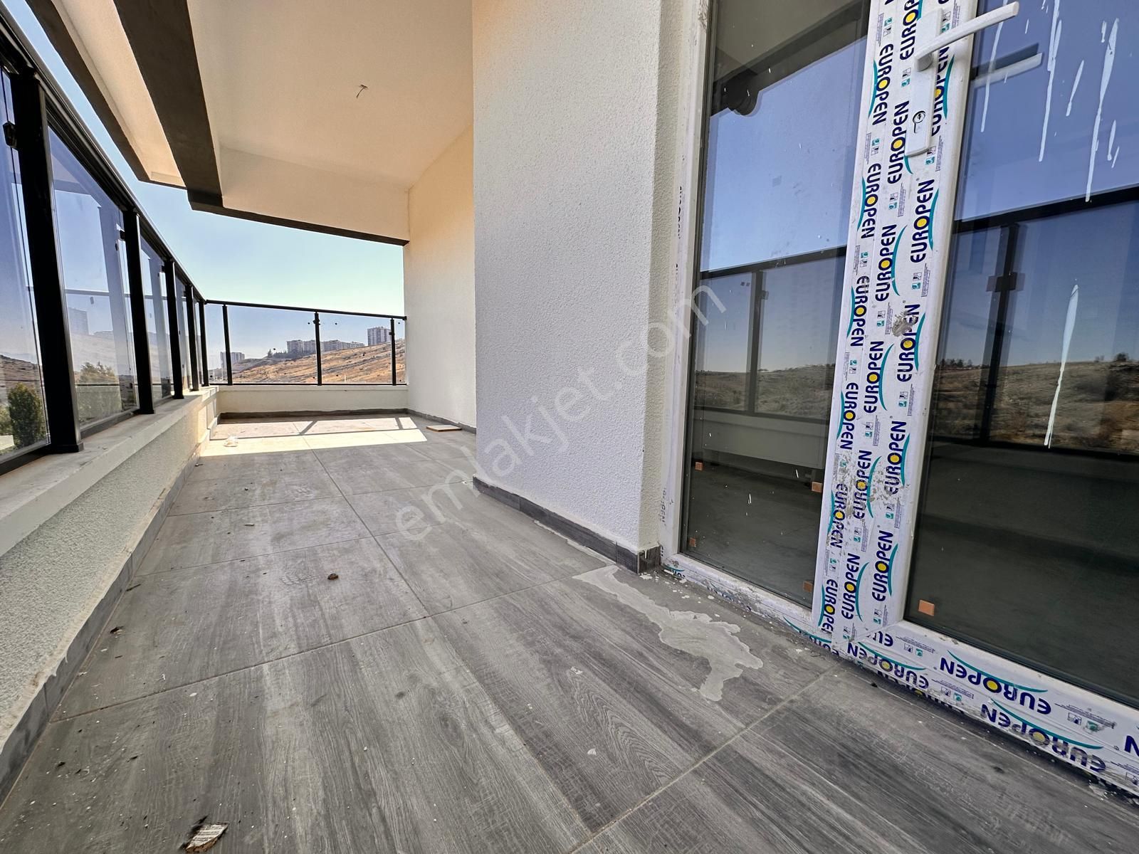 Karakaya'da Cadde Üzerinde Sıfır Binada 3+1 Daire! - Görsel 4