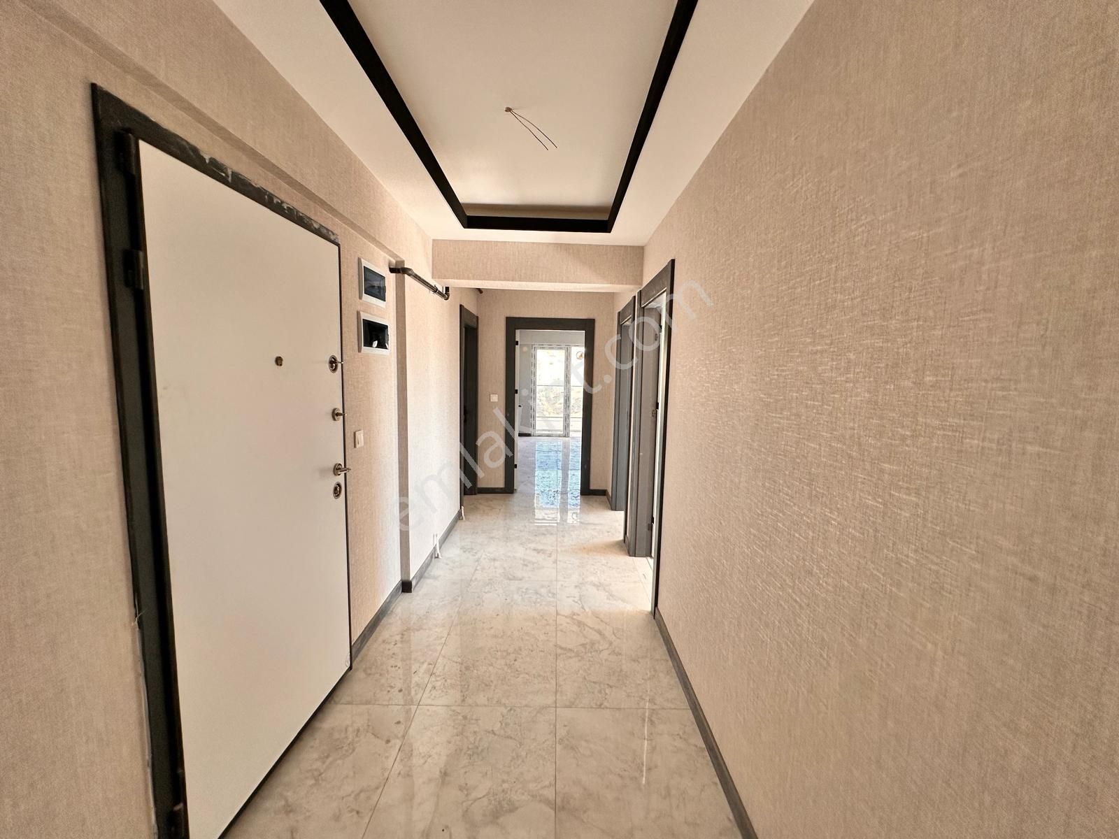 Karakaya'da Cadde Üzerinde Sıfır Binada 3+1 Daire! - Görsel 19