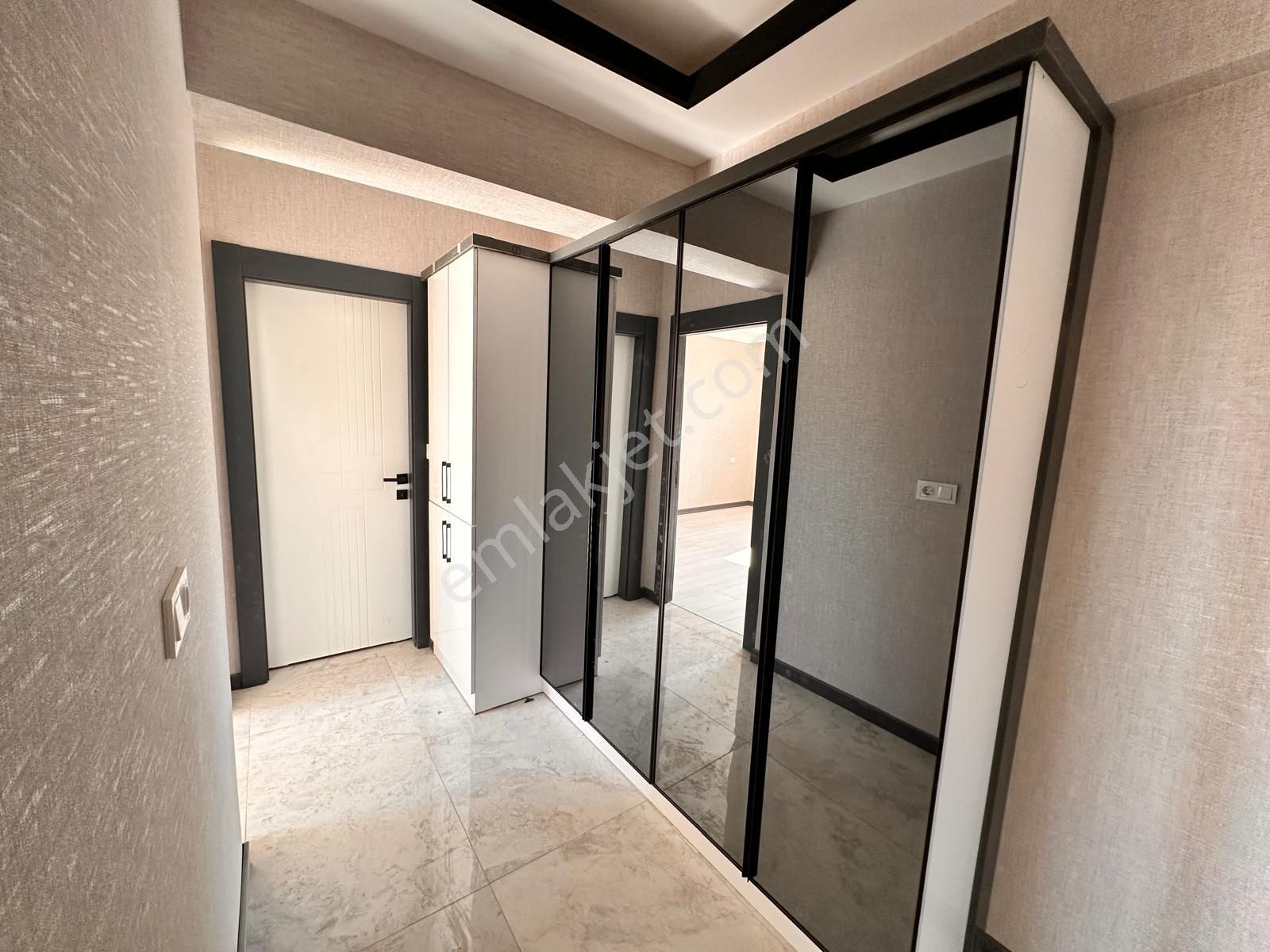 Karakaya'da Cadde Üzerinde Sıfır Binada 3+1 Daire! - Görsel 18