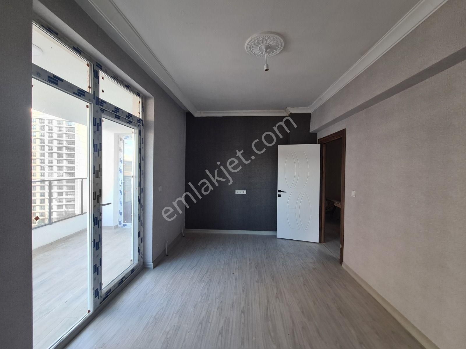 Vadi Yakını Cadde Üzeri 2-banyo / Giyinme Odalı Sıfır 5+1 Dublex - Görsel 13