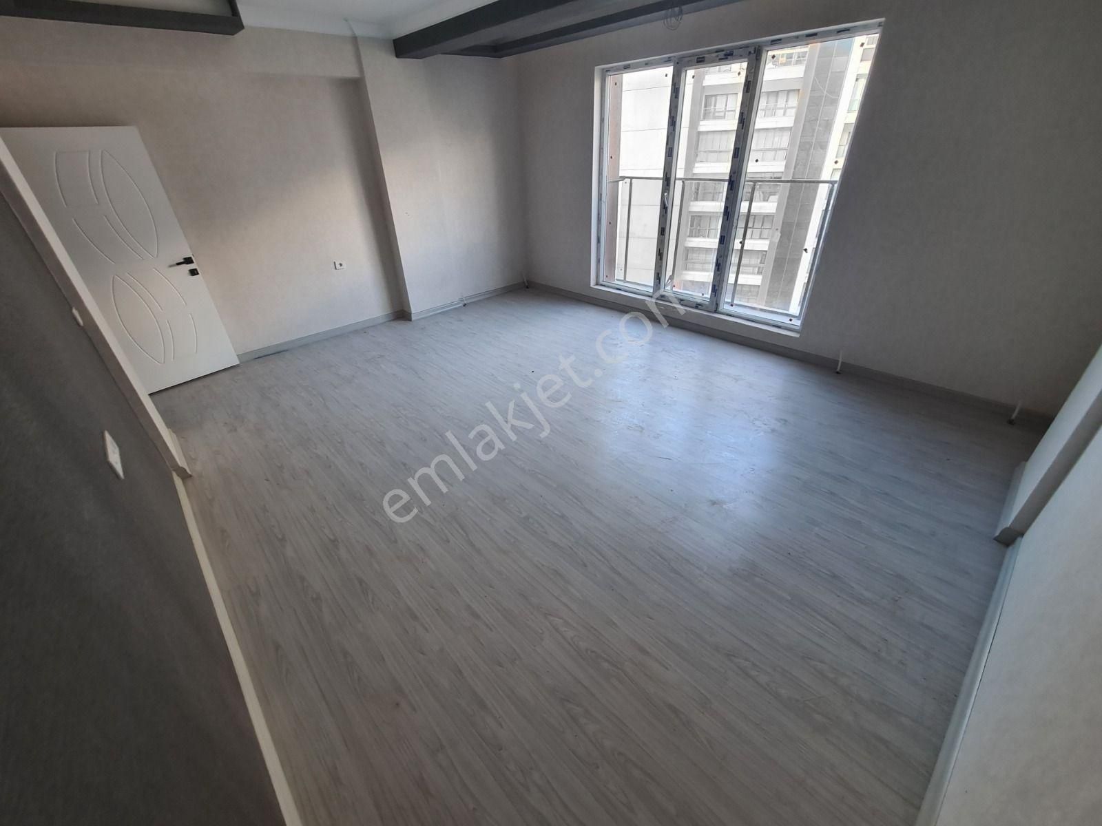 Vadi Yakını Cadde Üzeri 2-banyo / Giyinme Odalı Sıfır 5+1 Dublex - Görsel 10