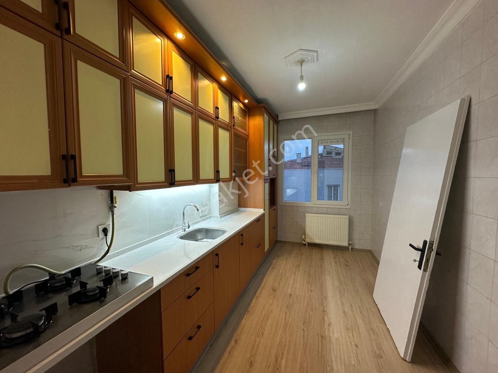 Güneş'ten Bayraklı İzban 5dk 3+1 140m 5.kat K.çatı Balkon - Görsel 25