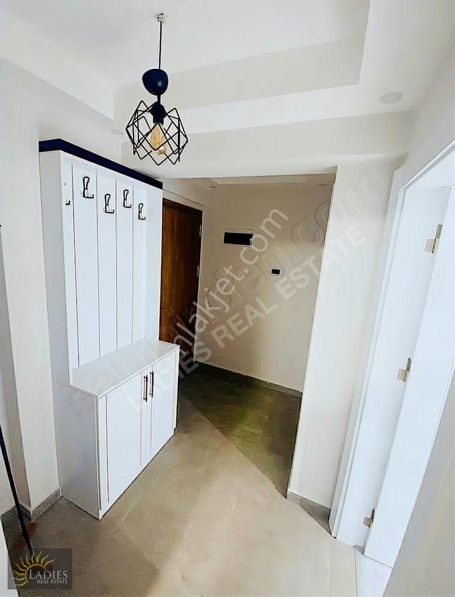 Dalaman Çarşı Merkezde Satılık 1+1 Daire