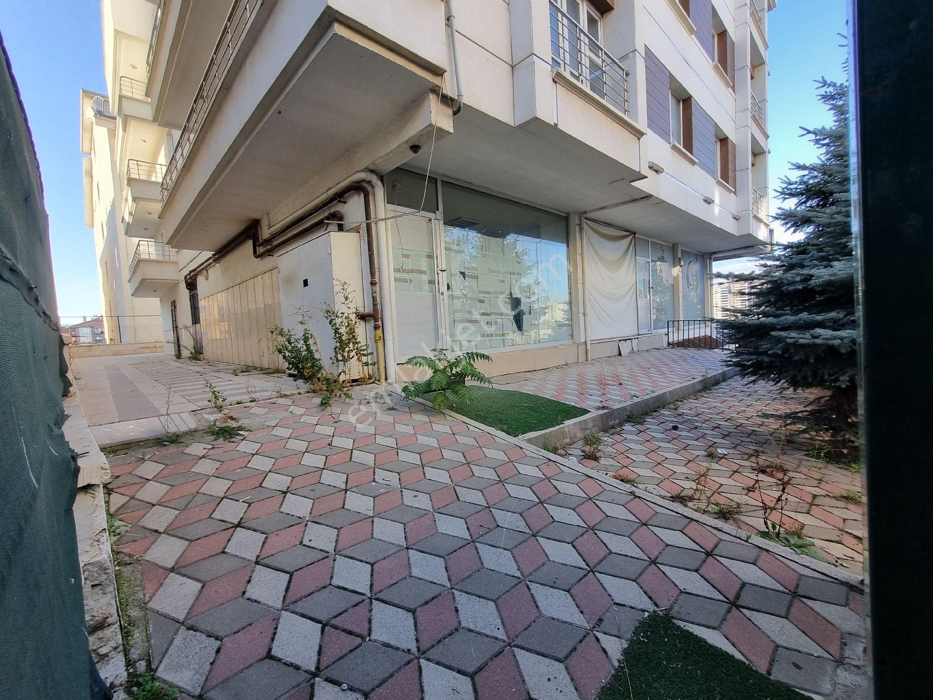 Bağbaşı'dan Ovacık'ta -komple Kiralık Bina- Cadde Üzeri Tam Göbekte Köşebaşı Mükemmel Konum - Görsel 11