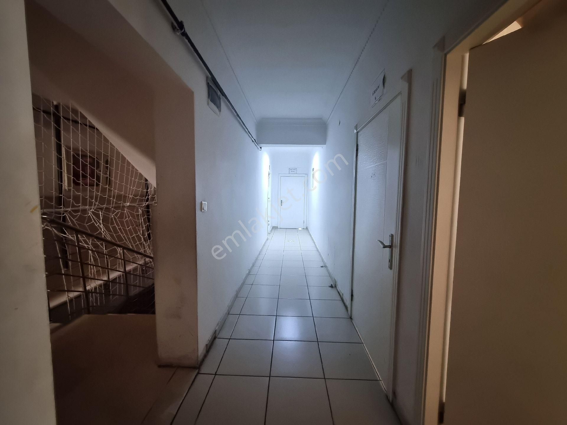 Bağbaşı'dan Ovacık'ta -komple Kiralık Bina- Cadde Üzeri Tam Göbekte Köşebaşı Mükemmel Konum - Görsel 30