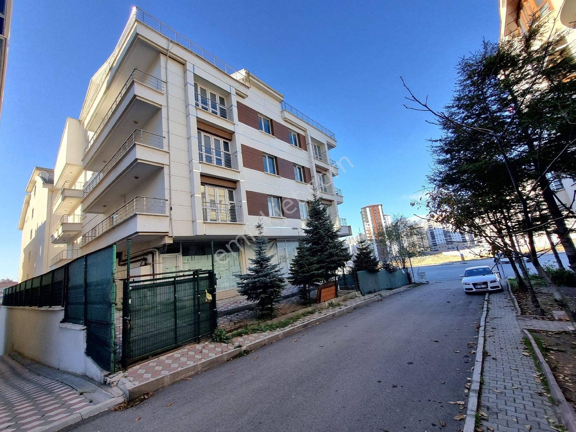 Bağbaşı'dan Ovacık'ta -komple Kiralık Bina- Cadde Üzeri Tam Göbekte Köşebaşı Mükemmel Konum - Görsel 10