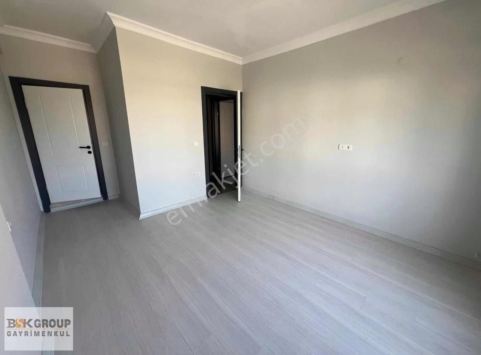 Bsk Group'dan Geniş Bahçeli Ferah Villa..! - Görsel 16