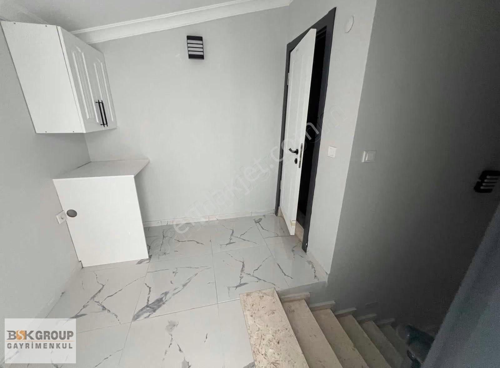 Bsk Group'dan Geniş Bahçeli Ferah Villa..! - Görsel 25