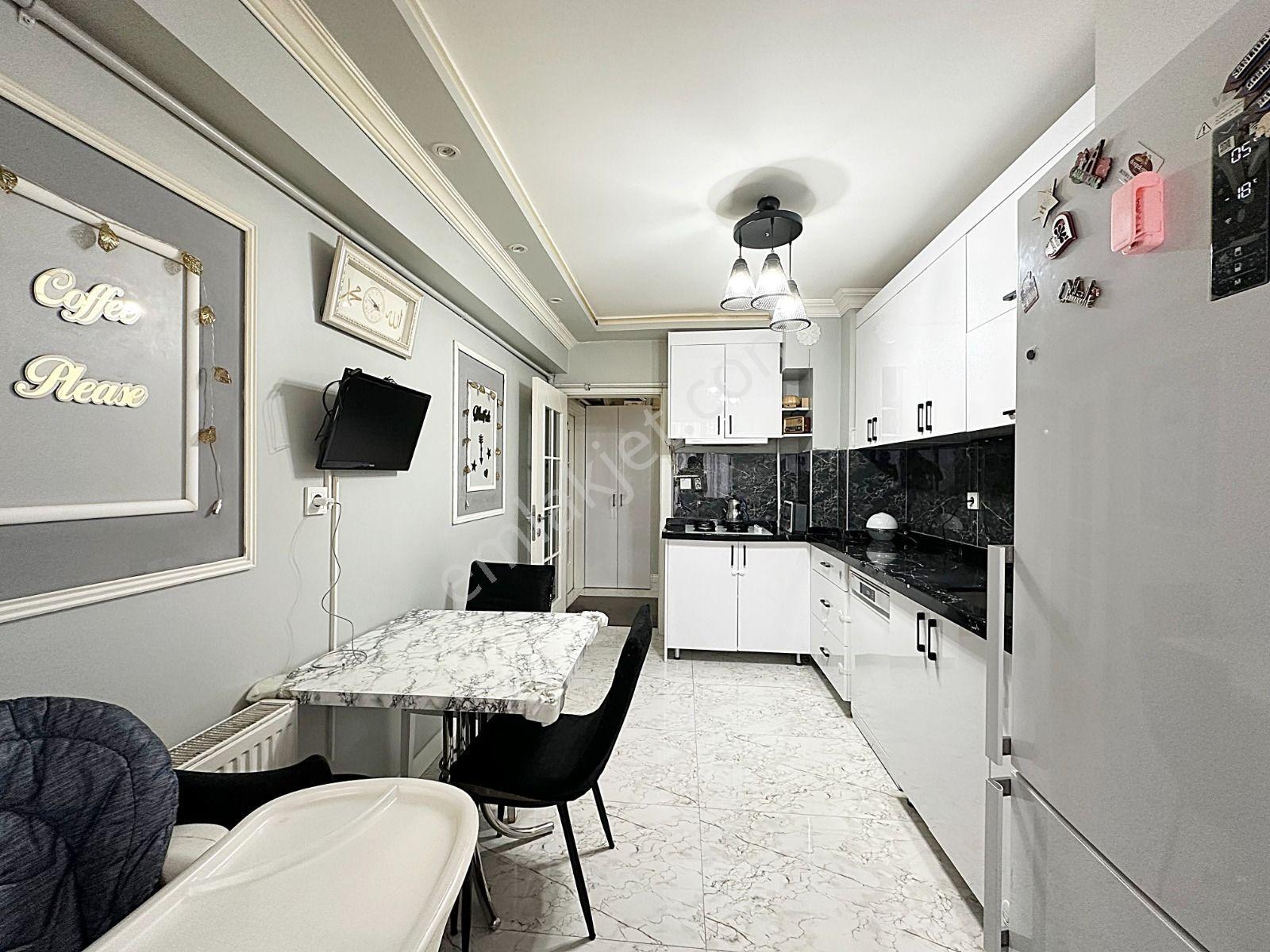 Kuşcağız'da Cadde Üzerinde Full Yapılı 3+1 Daire! - Görsel 2