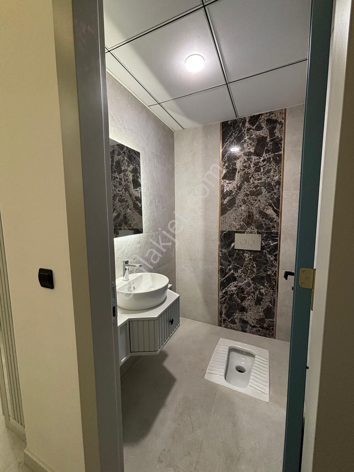 Yeni Şafakta 3+1 Ebeveyn Banyolu Sıfır Daire - Görsel 24